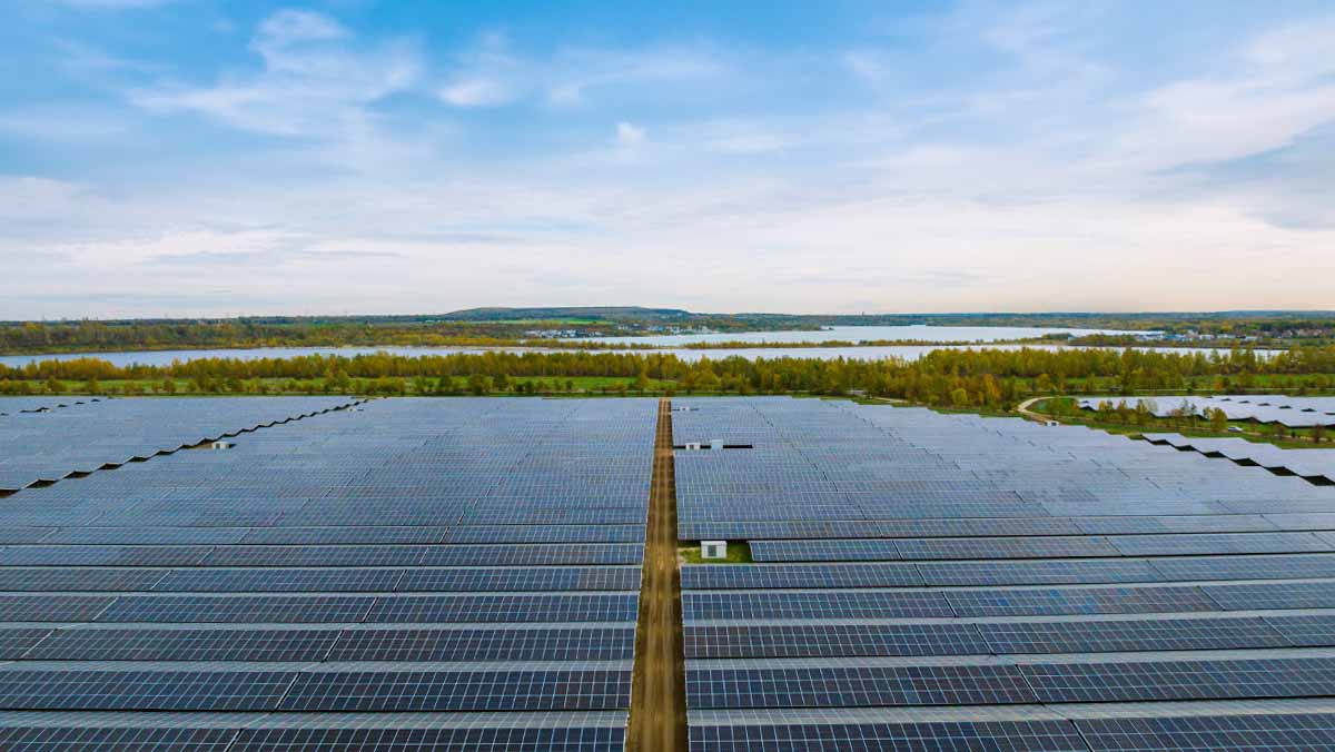 JinkoSolar is an Industry Leader in Sustainability thanks to it's solar panel products and energy storage solutions